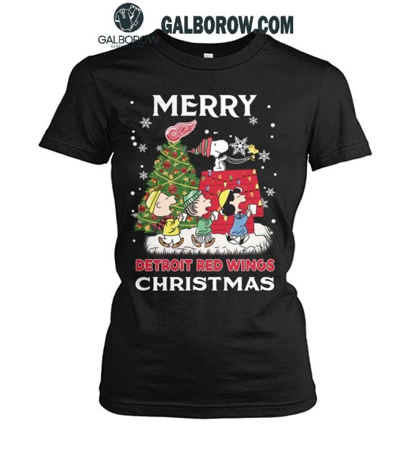 Detroit Red Wings Merry Snoopy Peanuts Christmas T-Shirt