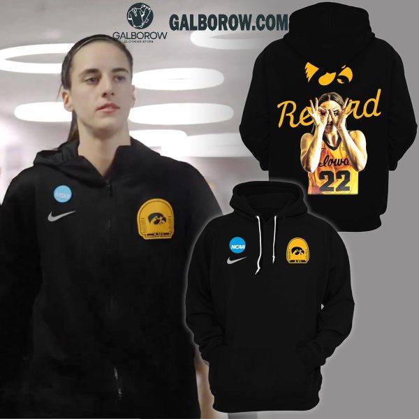 Iowa Hawkeyes The Reward For No.22 Caitlin Clark 2024 Hoodie T-Shirt