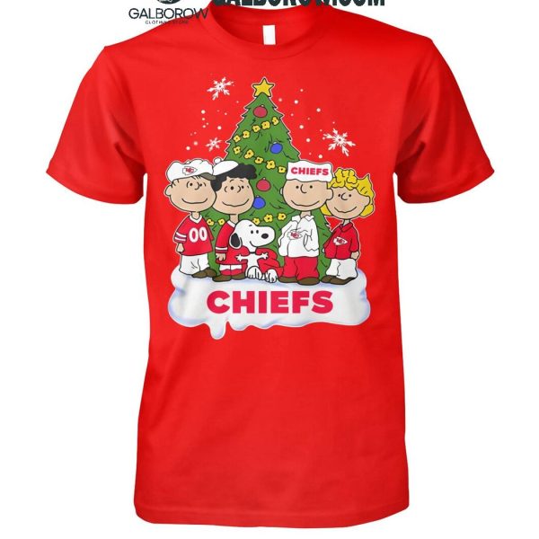 Kansas City Chiefs Celebrating Christmas 2024 With Snoopy Peanuts T-Shirt