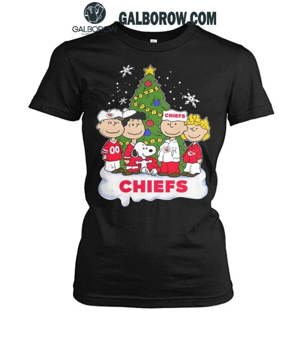 Kansas City Chiefs Celebrating Christmas 2024 With Snoopy Peanuts T-Shirt