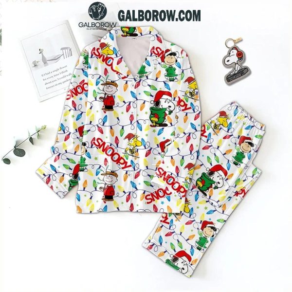 Snoopy Get Tangled In Christmas Light Satin Polyester Pajamas Set