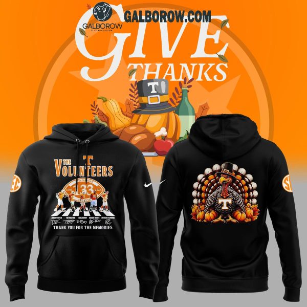 Tennessee Volunteers Give Thanks Eat Turkey The Legends Memories Hoodie T-Shirt Black