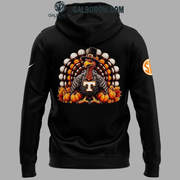 Tennessee Volunteers Give Thanks Eat Turkey The Legends Memories Hoodie T-Shirt Black