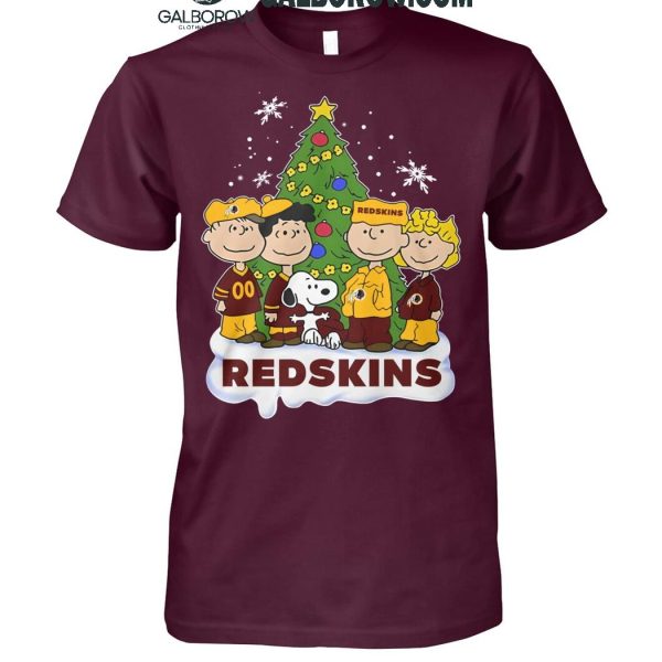 Washington Redskins Celebrating Christmas 2024 With Snoopy Peanuts T-Shirt