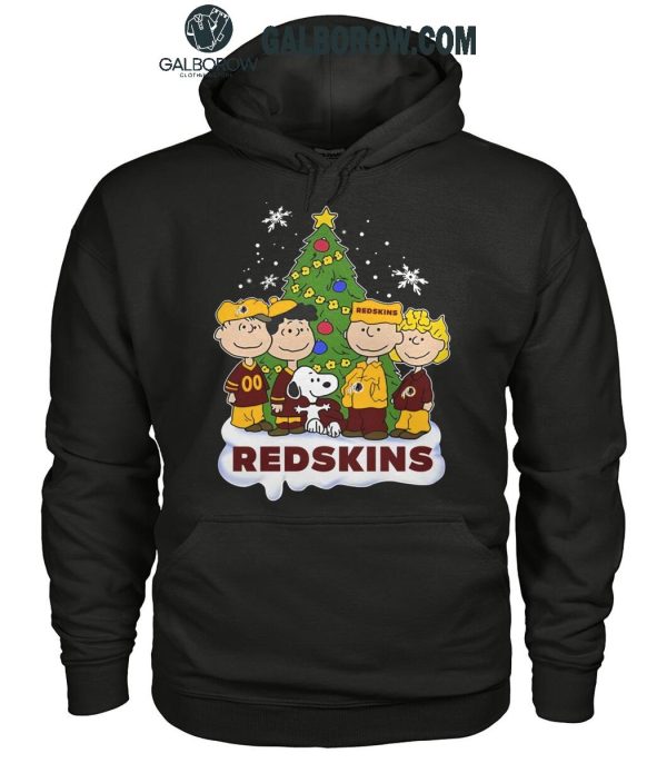 Washington Redskins Celebrating Christmas 2024 With Snoopy Peanuts T-Shirt