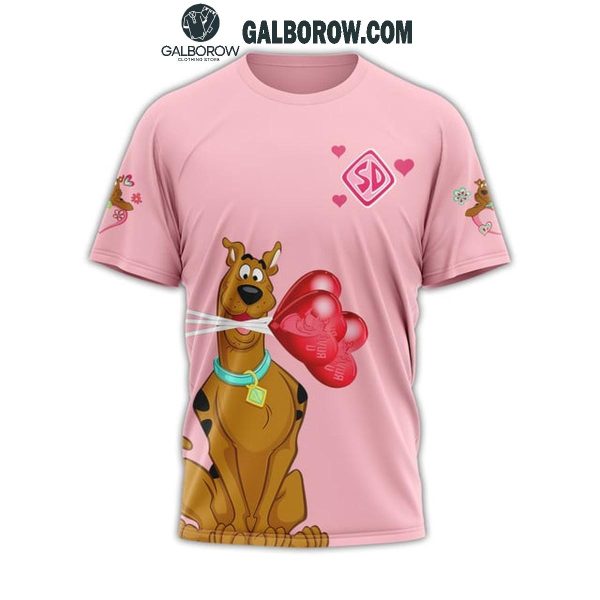 Scooby Doo Be My Valentine Hugs And Kisses Hoodie T-Shirt